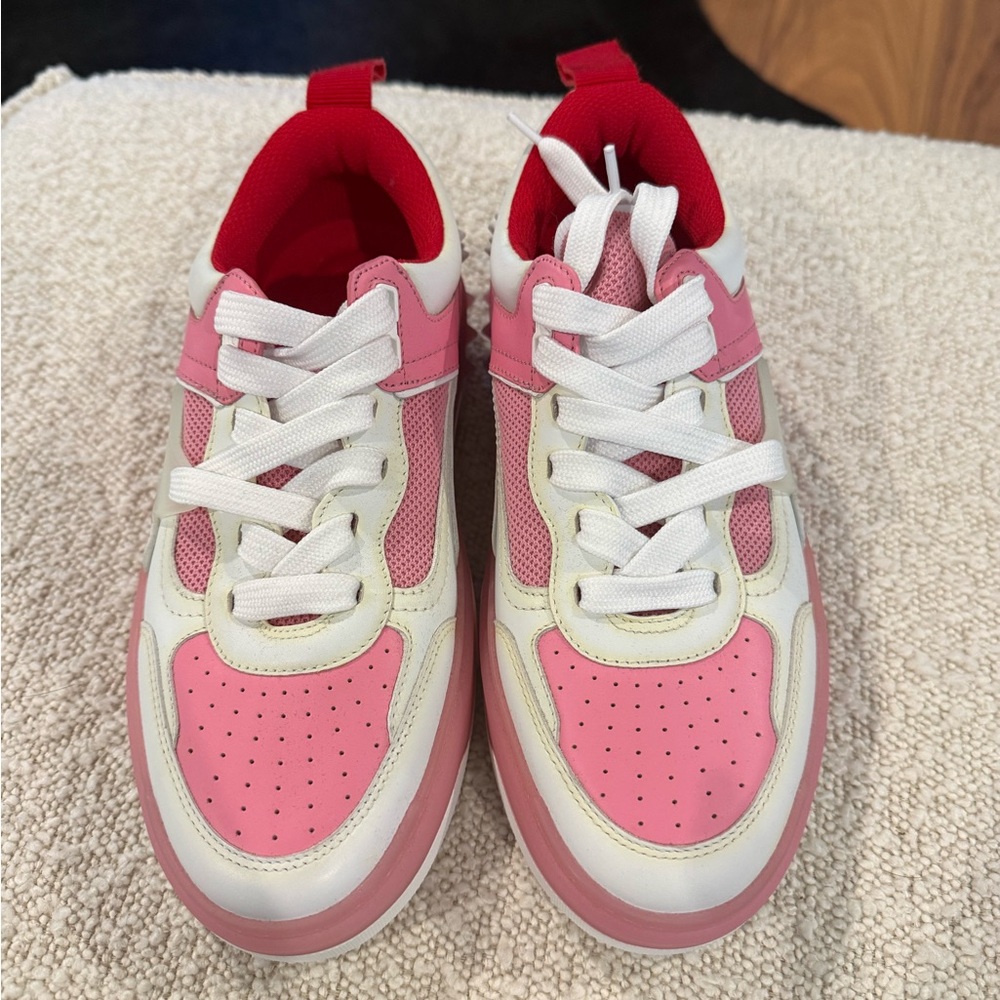 Brand new AstroLoubi women’s loubitons